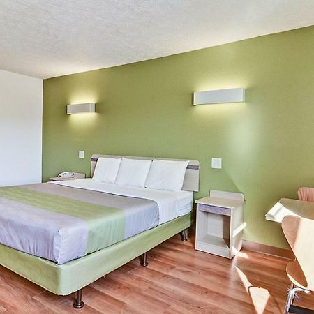 Economy Inn Pittsburgh Airport Moon Township Екстериор снимка